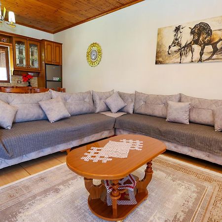 Villa Kevin Berat Zewnętrze zdjęcie
